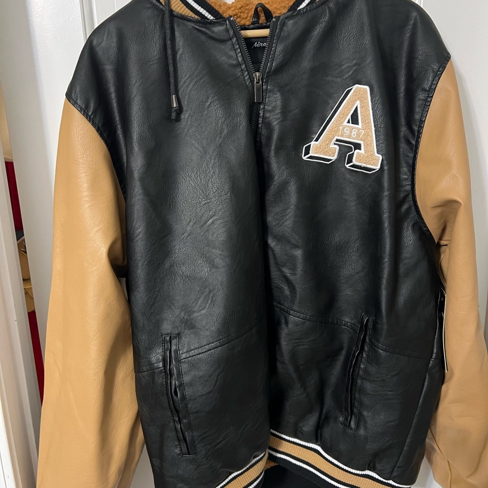 New with tags mens Aeropostale Black and Beige Jacket